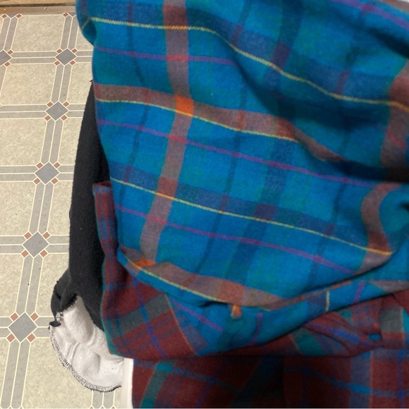 Vintage Eaton Birkdale flannel like long sleeve button up - Picture 7 of 7